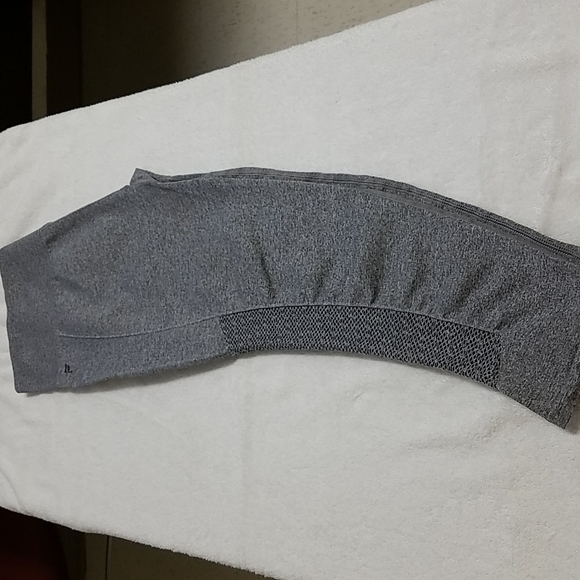 Fabletics Leggings - Picture 2 of 4